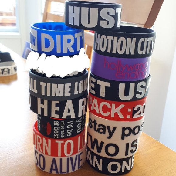 Rubber/Silicone Bracelets - Picture 3 of 9